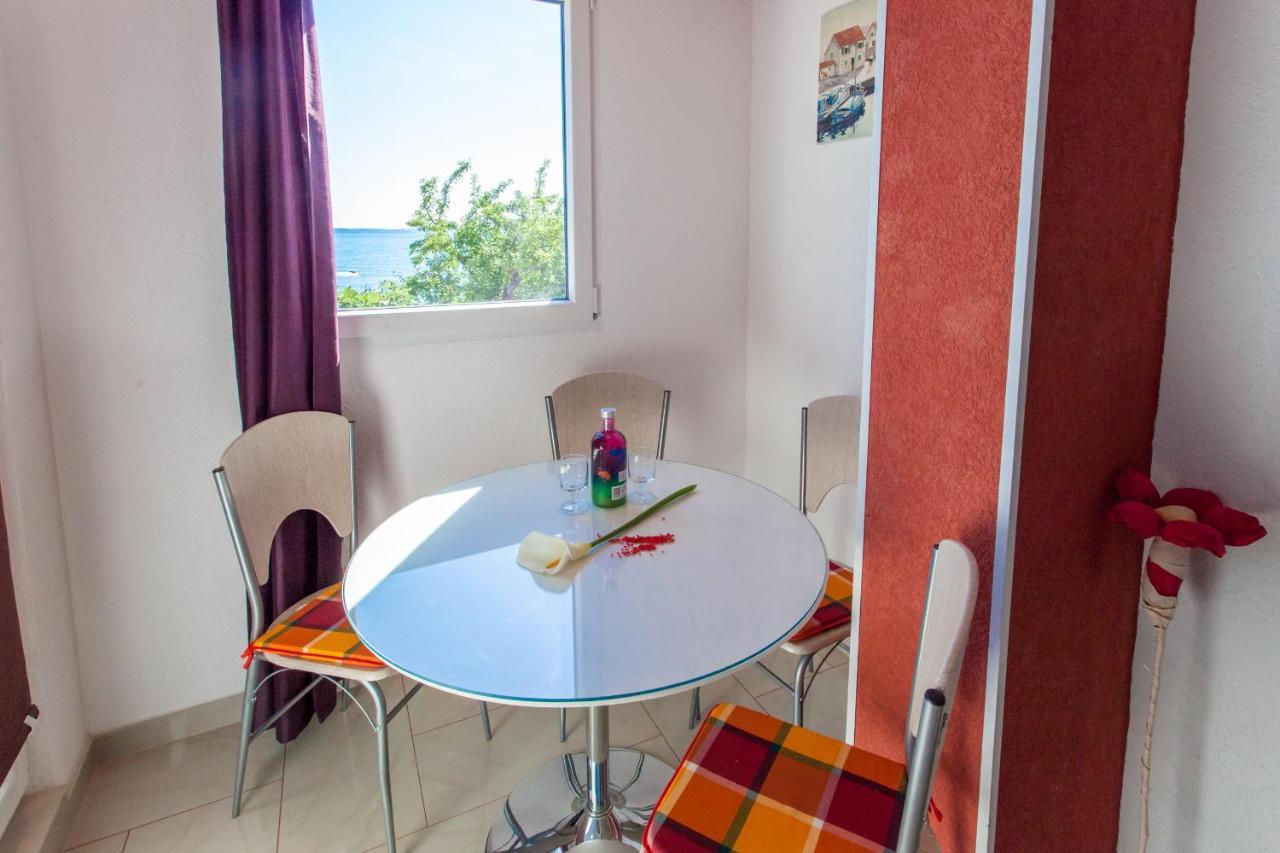 Apartman J & K Подстрана Экстерьер фото